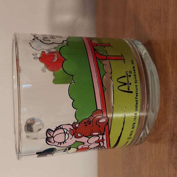 Vtg.1978 Garfield McDonald's Glass Mugs - Picture 10 of 16